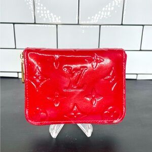 Authentic Louis Vuitton Cherry Red Vernis Small Zippy Wallet